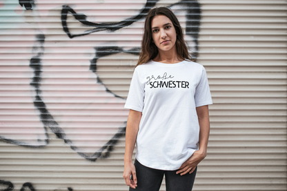Große Schwester